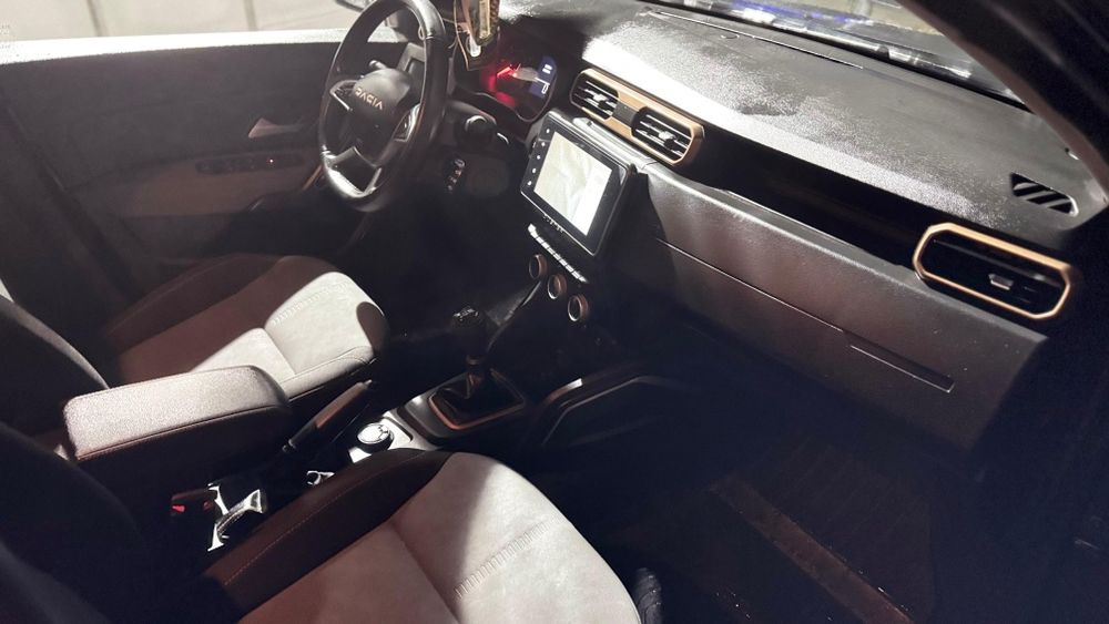 Dacia Duster 2023 – 1.5 dCi 4x4 Manual | Full Option | Predare Leasing