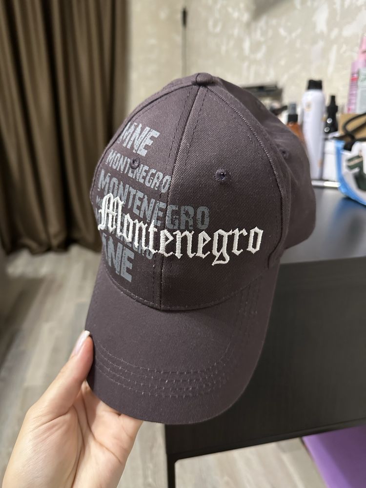 Продам кепку Montenegro унисекс в идеальном состоянии