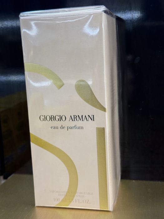 Georgio Armani Si 100ml. НЕРАЗОПАНОВАН!