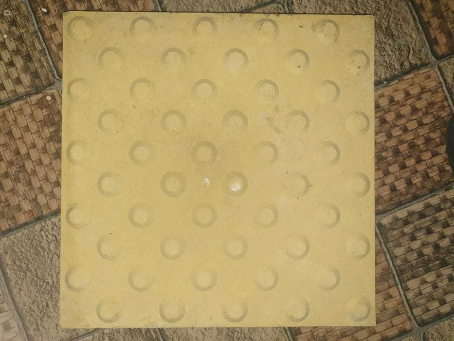 Тактильный плитки ПВХ ,ТП резина ,ТП ТПУ, ТП полуриз,ТП бетон 300*300