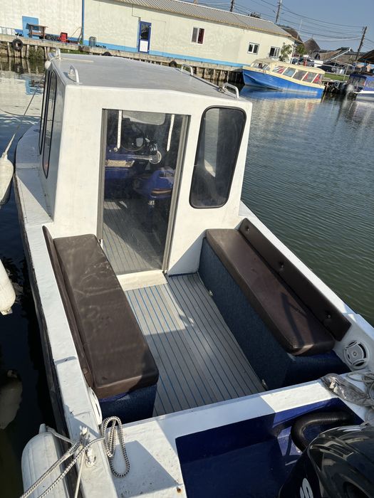 Barca cabinata spania 625