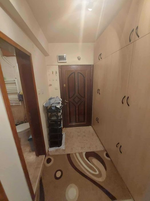 Тристаен апартамент, гр. Омуртаг