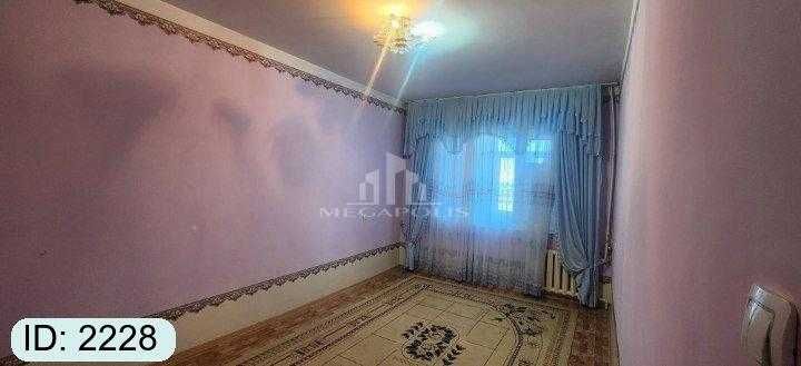 Dinamo bozorcha tarafda 2 xonali tayyor kvartira sotiladi №2228