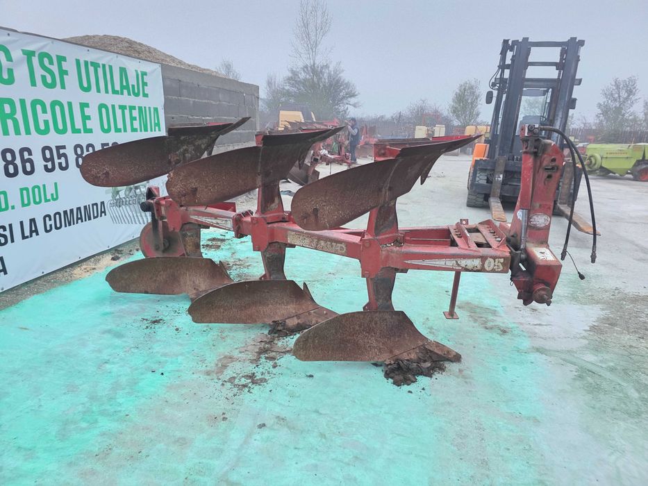 Plug Naud reversibil  cu 3 brazde