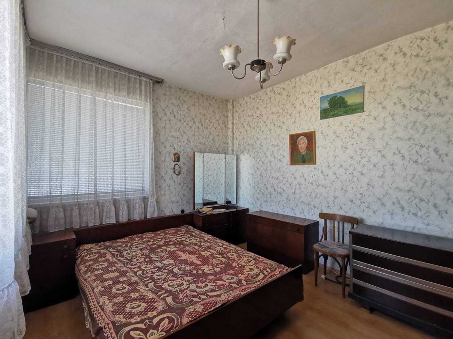 Продава се Тристаен апартамент в Русе, Широк център - 104 кв.м за 1058 €/кв.м - Снимка #4