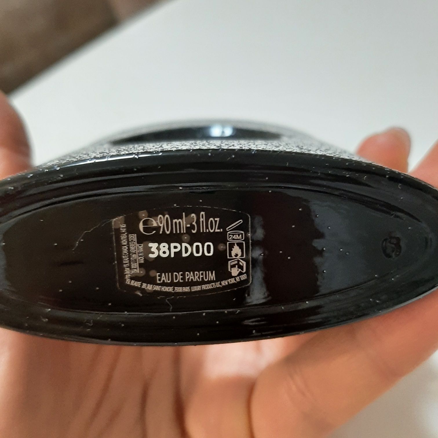 Парфюмна вода Black opium Yves Sant Laurent