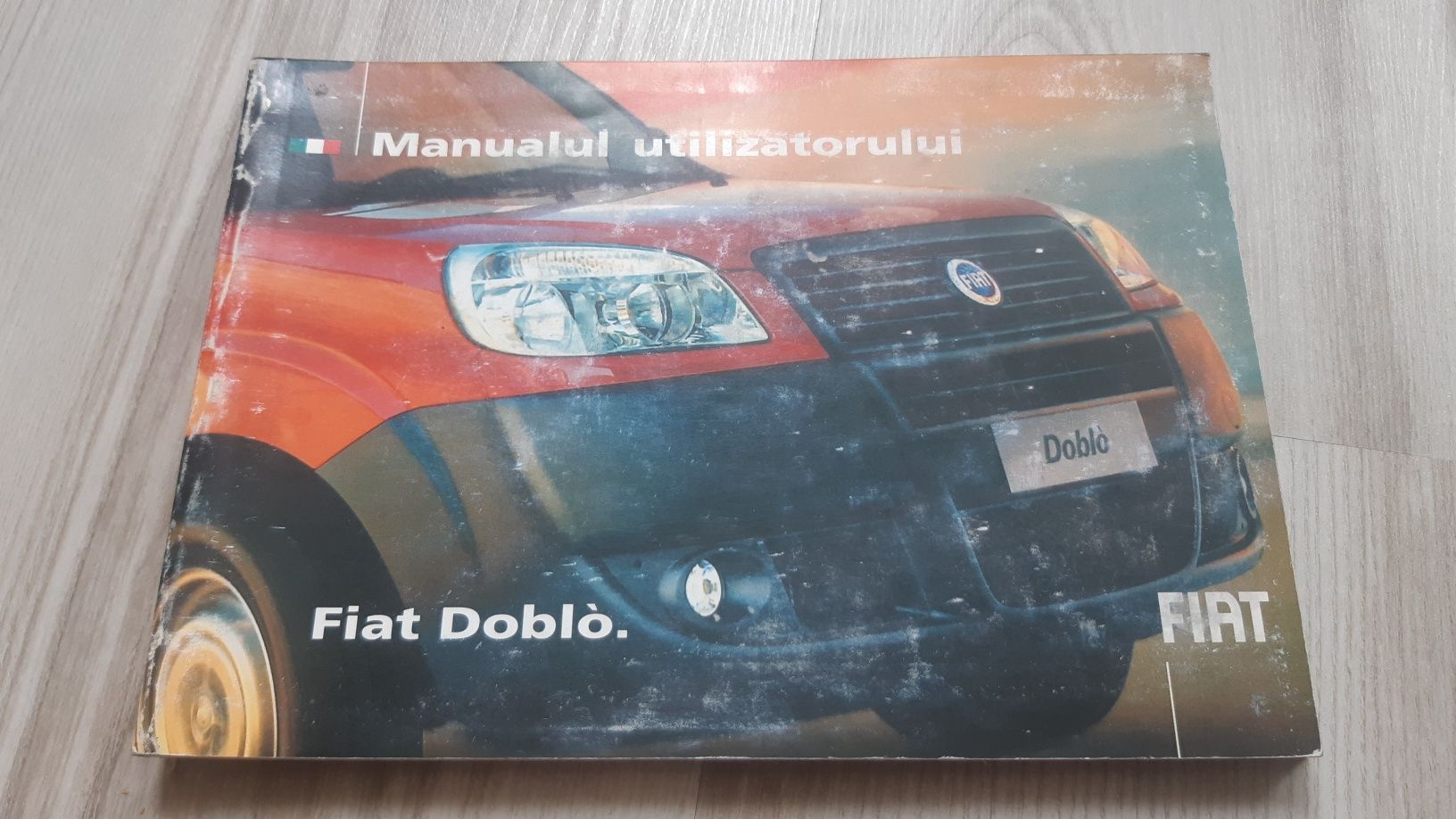 Vând manuale/cărți auto Fiat și Ford