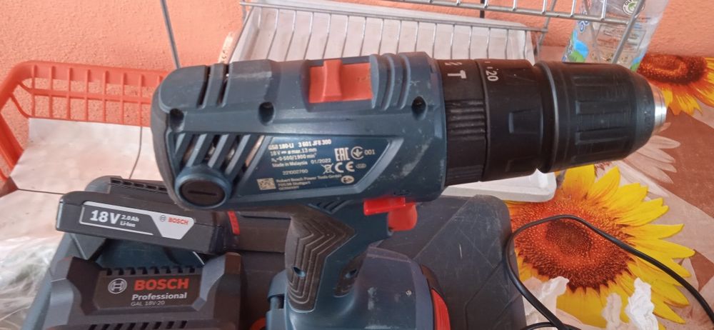 Винтоверт bosch professional gsb180-li