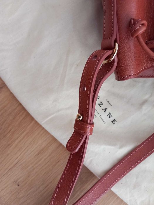 Дамска чанта Sezane - Естествена телешка кожа и златни орнаменти