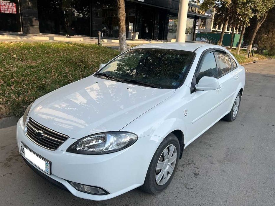 Сотилади Gentra 1.5 / 2021 декабрь / ранги оқ / пробег 68000 км