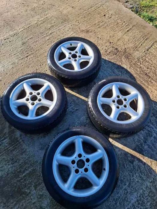 Jante BMW R16 + anvelope iarnă 205/55 R16