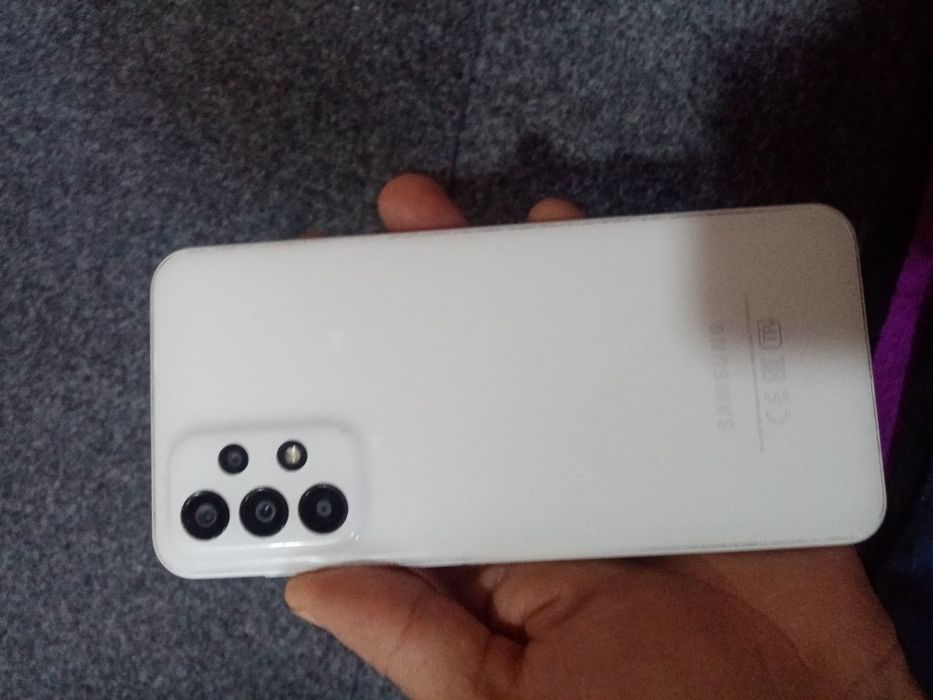 Samsung A23 sotiladi holati yaxshi 1 yil ishlatilgan pamit 64