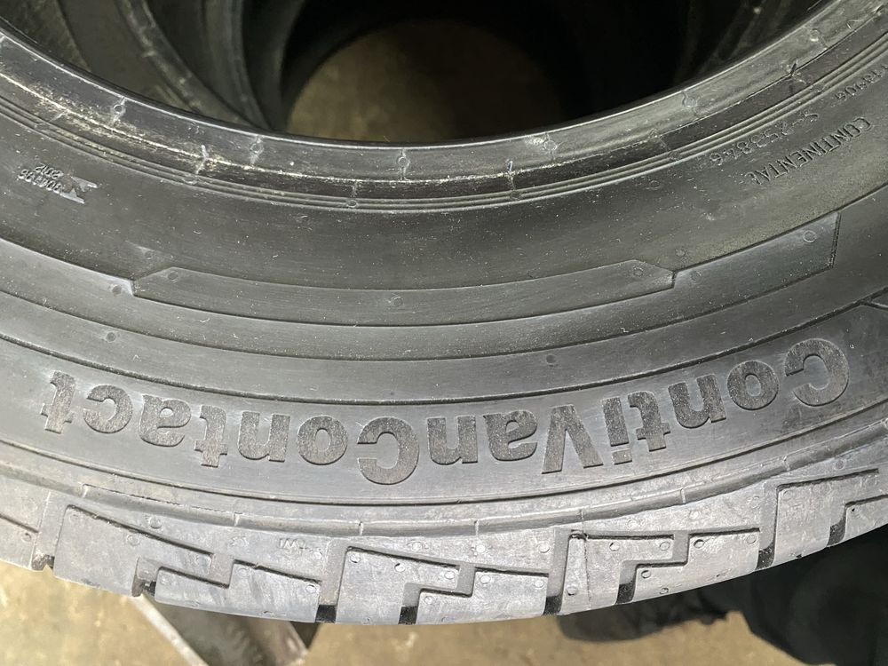 215/65 R16c Continental летни гуми за бус