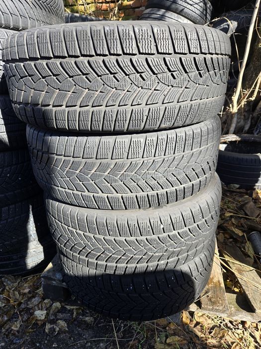4бр. 225 55 18 Goodyear зимни.