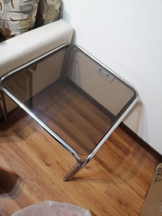 Стъклени холни маси