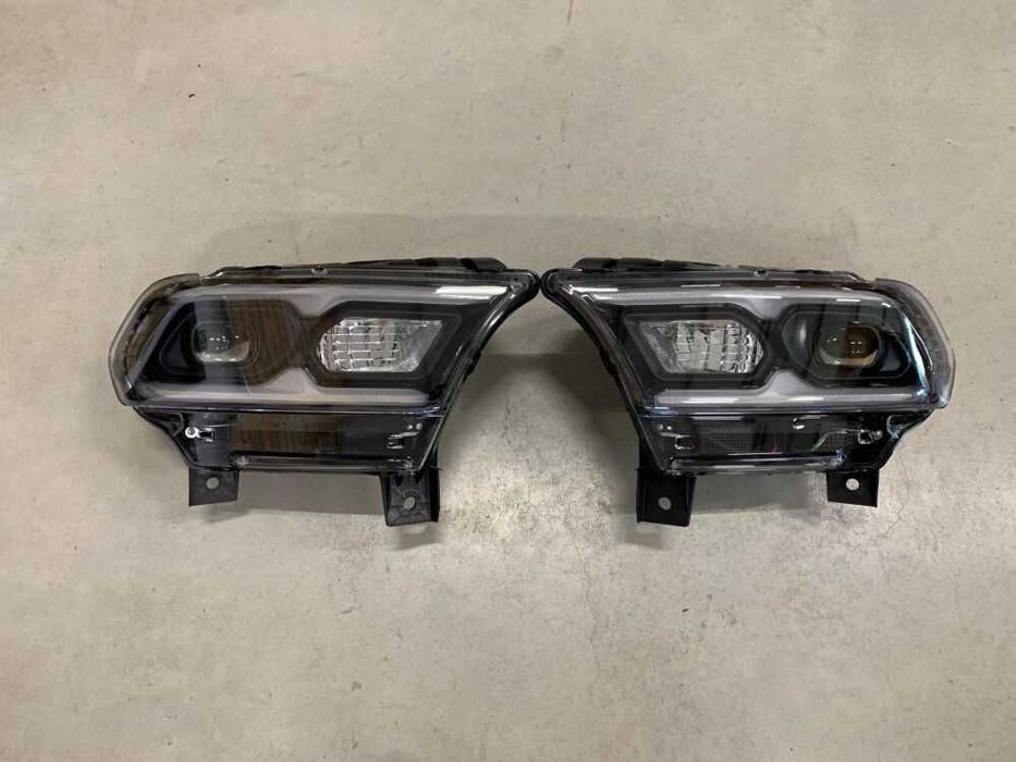 Комплект нови LED фарове за Dodge Durango