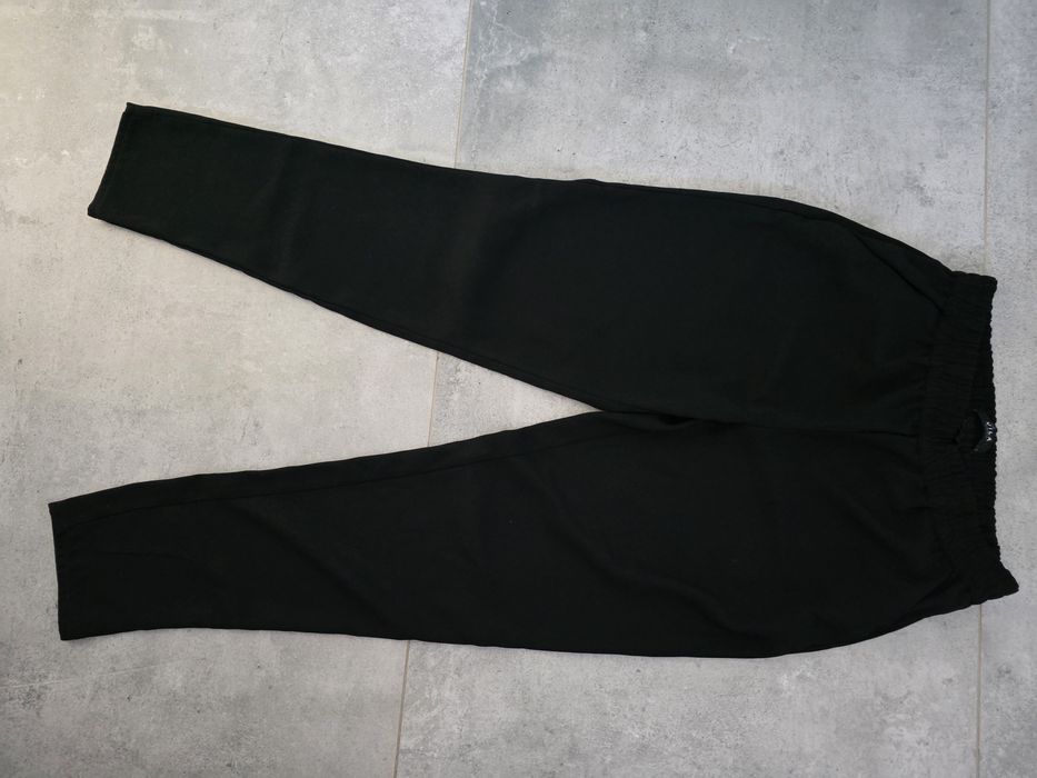 Lot haine dama foarte frumoase