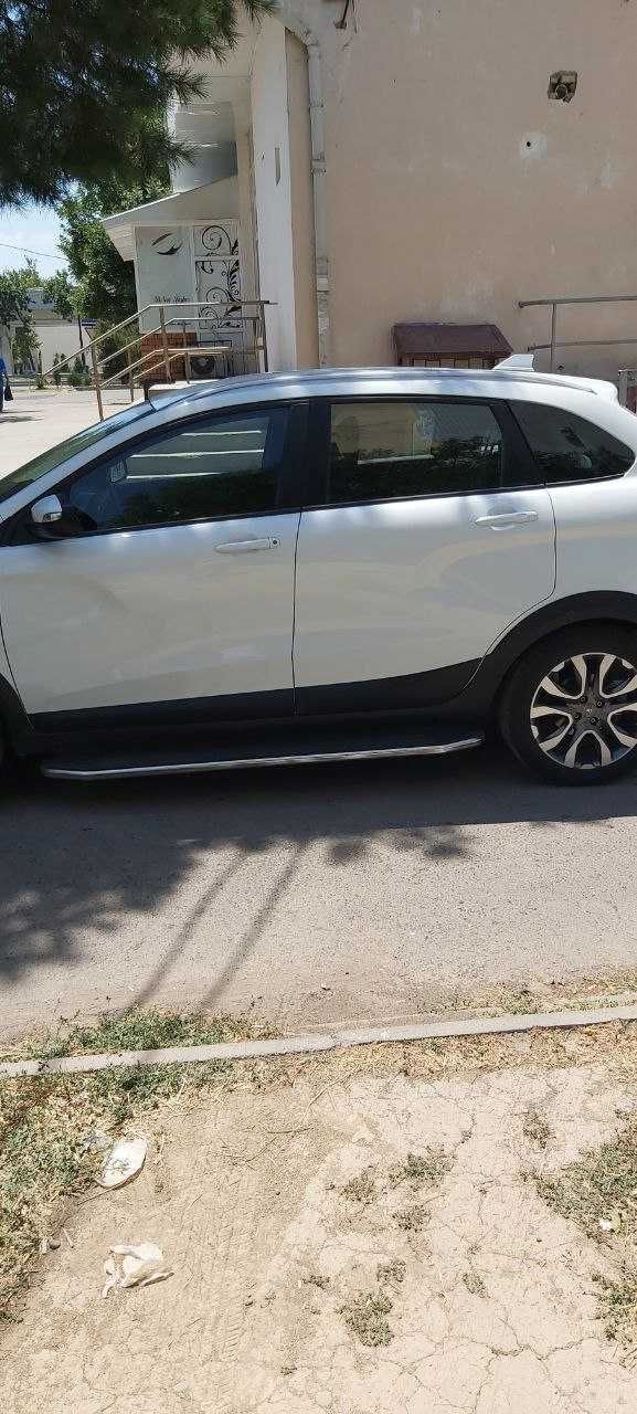 Lada Xray Cross Sport