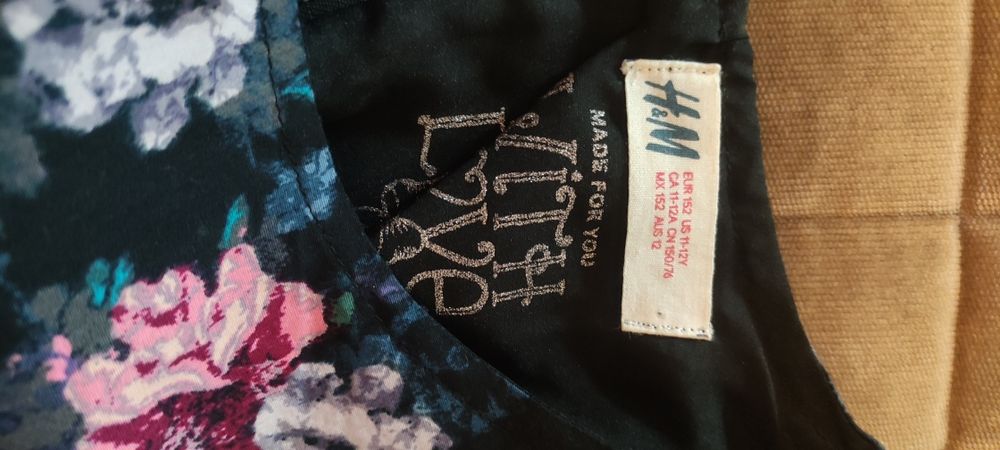 Rochie fete H&M noua