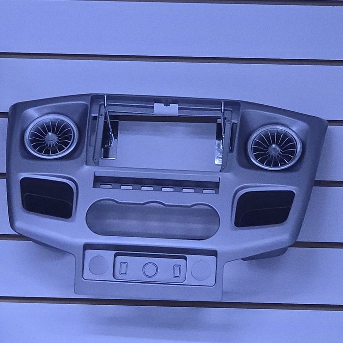 Рамка для газели бизнес-некст панель 15000тг. Дефлектор 3500тг за 1 шт