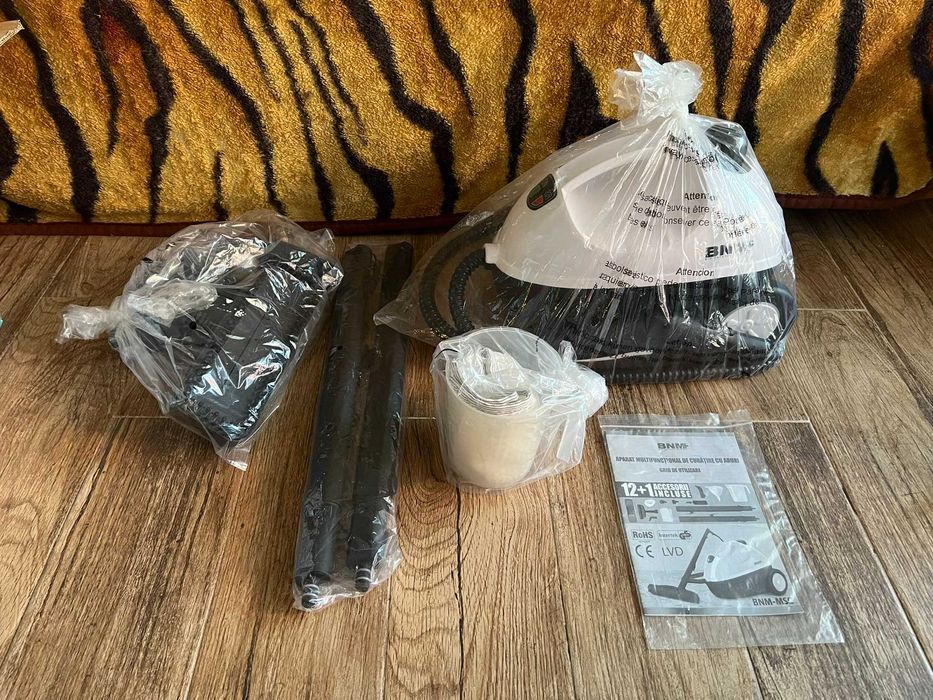 Aparat de curatat cu aburi multifunctional BNM Germany cu 12 accesorii