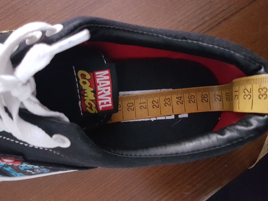 Tenisi Vans editie limitata Marvel Comics 40-41 (27 cm)
