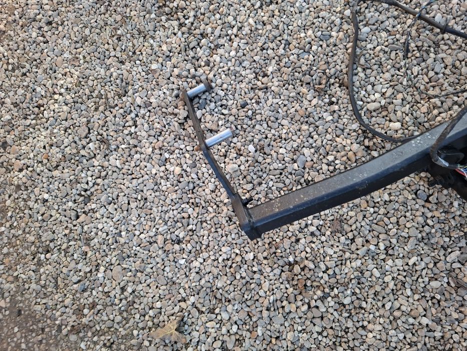 Carlig remorcare cu calculator Dacia Sandero Stepway 2014