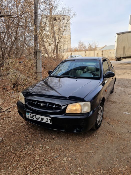Hyundai accent  2001г