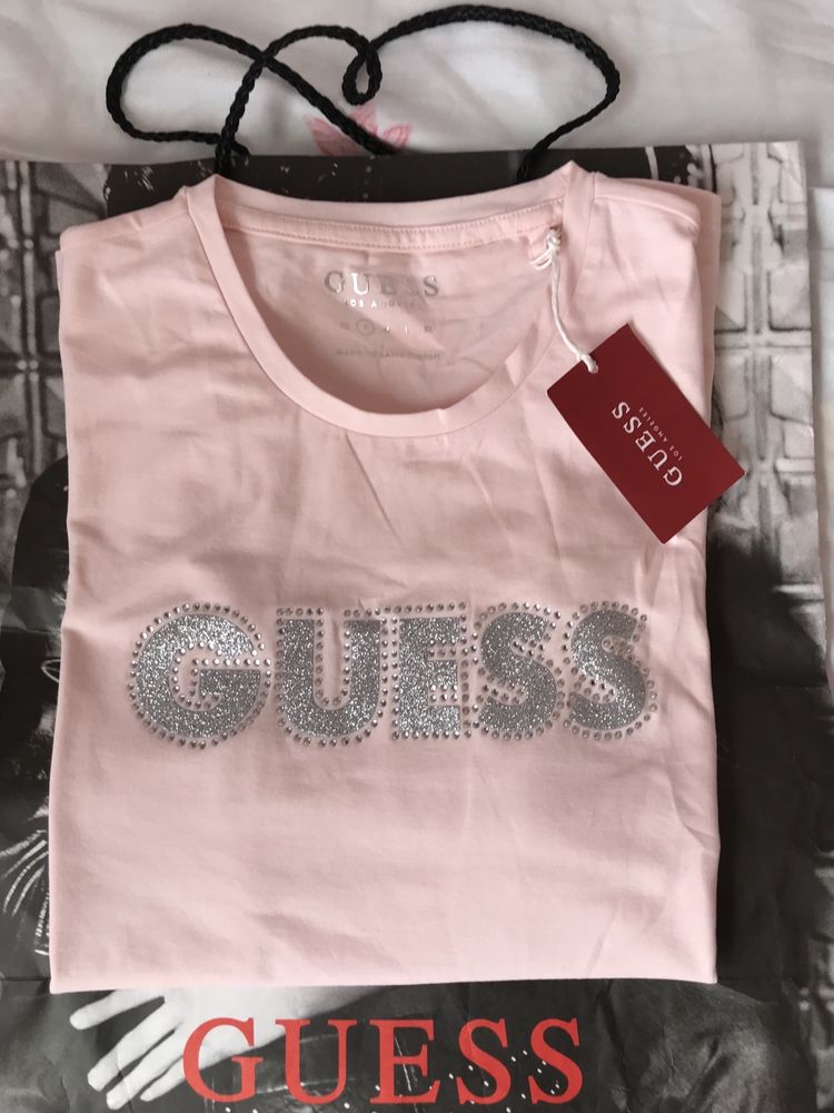 Блузка на Guess нова