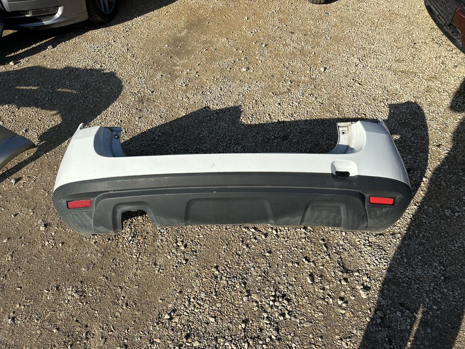 Задна броня комплект за Дачия Дъстър до 2012г.!