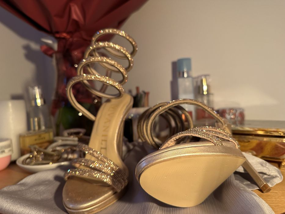 Sandale Cu Toc Subțire și Cristale Roze Șampanie Vanilla Days 34