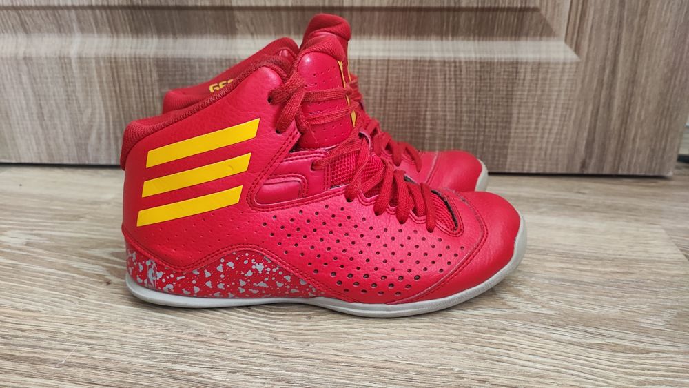 Детски маратонки Adidas Adiprene UK4 , 5 EUR37 1/3