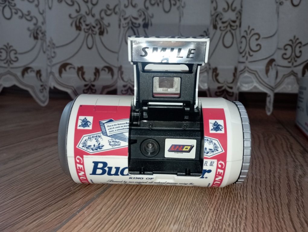Aparat foto Budweiser - anii '90