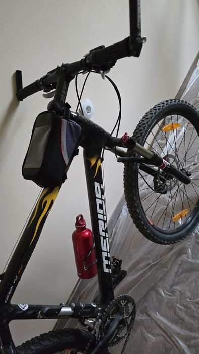 Велоергометър чисто нов  на Xiaomi и велосипед Мерида карбон.