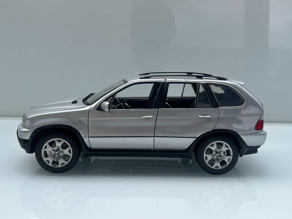 Macheta Auto 1/18 Kyosho BMW E53 X5 4.4i