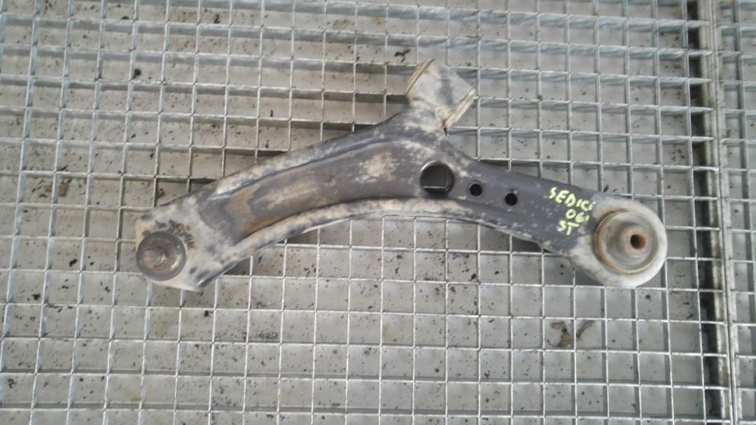 Brat bascula stanga 1.9 d d19aa fiat sedici