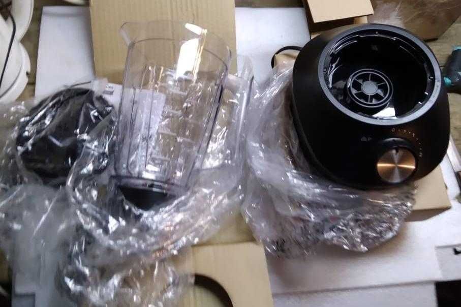 Блендер PHILIPS HR2191