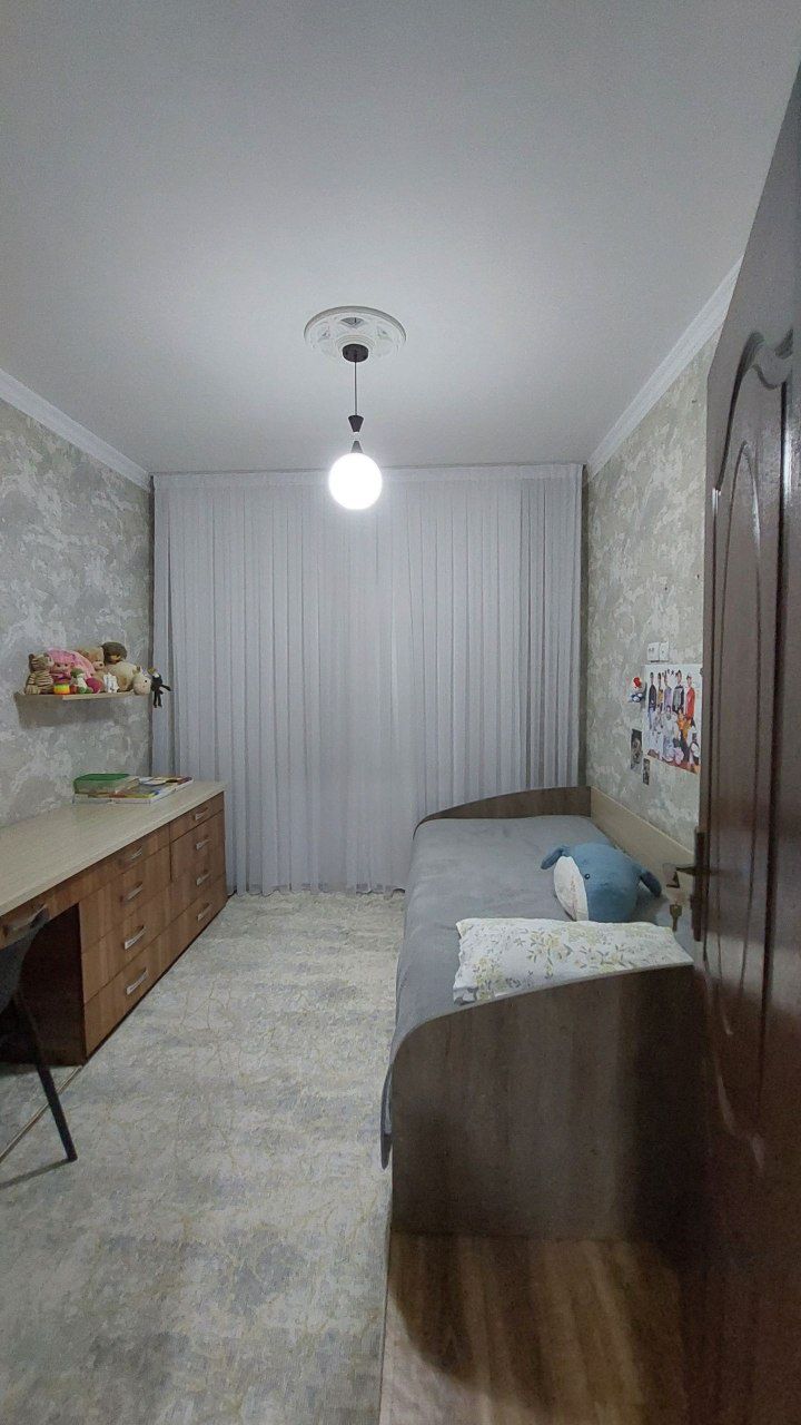 Продаю 3-х комнатную квартиру Сергели 8, метро 4 бекат