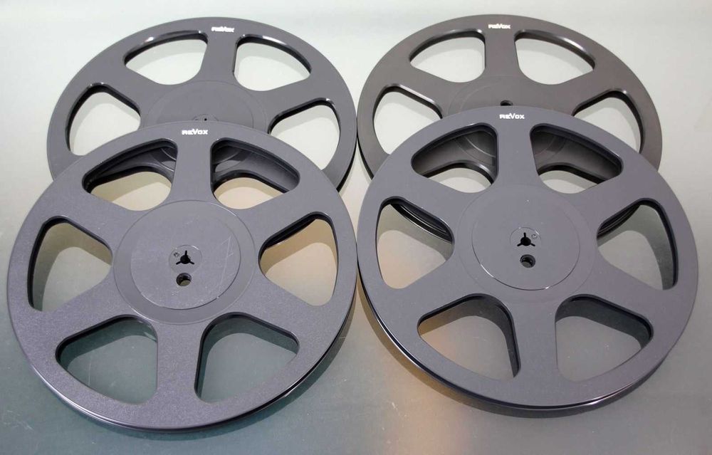 Benzi magnetofon Revox de aluminiu, role si cutii, role Akai