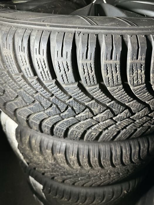 235 55 R 17 - anvelope de iarna / jante vw prindere 5x112