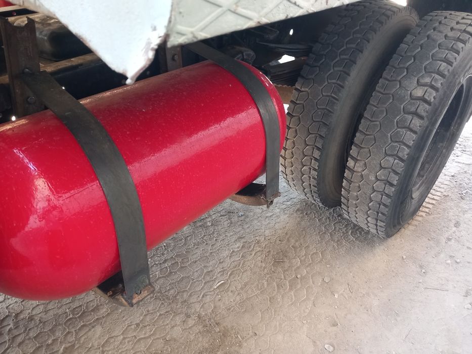 Zil samasval sotiladi. Bezdokument