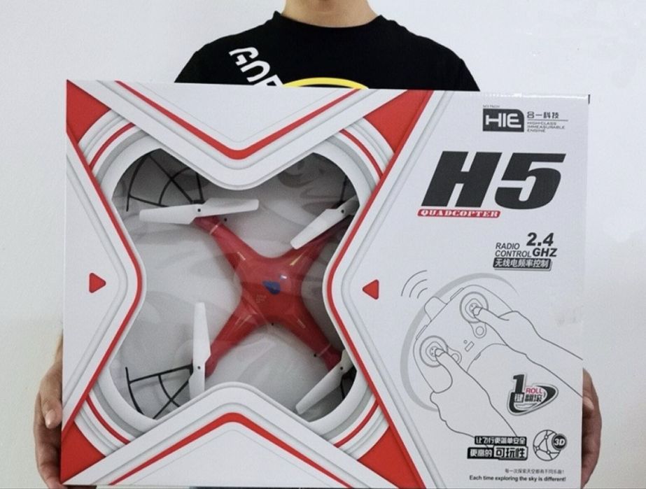 Дрон с дистанционно управление