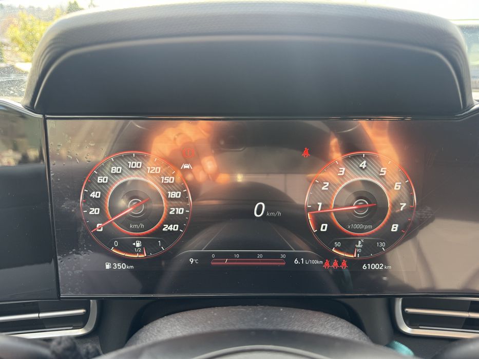 Hyundai elantra exclusive highway