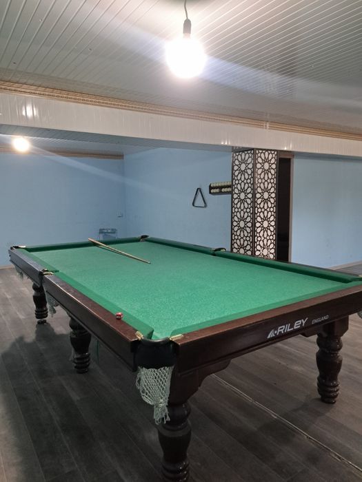 Bilyard stol sotiladi