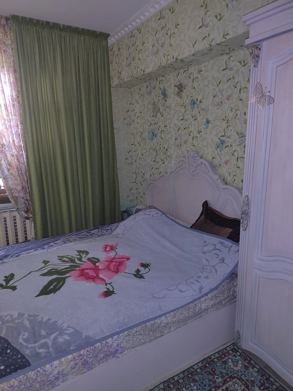 Продаю  2/4/4 Академ городок, м.Ялангач