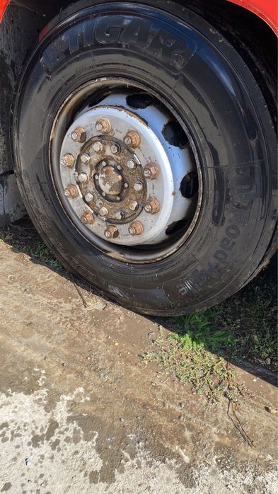 2 Anvelope 295/80/R22,5