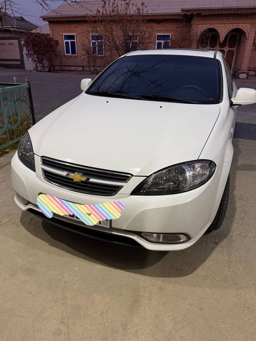 Mashina Lacetti Jentra Oq