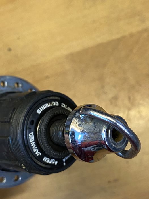 Butuc spate Shimano Dura-Ace FH -7403 36H