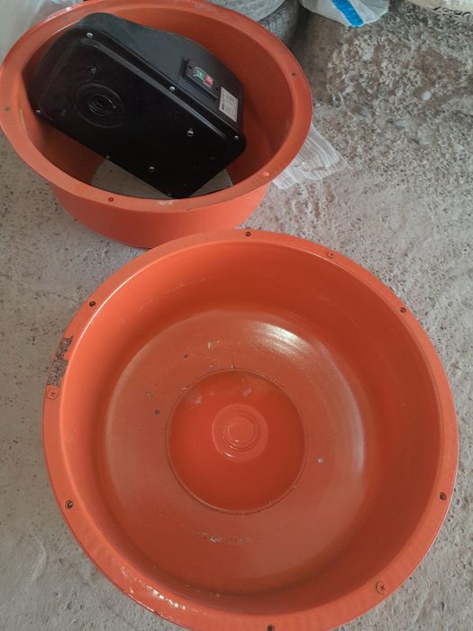 Beton qoradigan  uskuna holati alo yangi pachka narxi kelishiladi