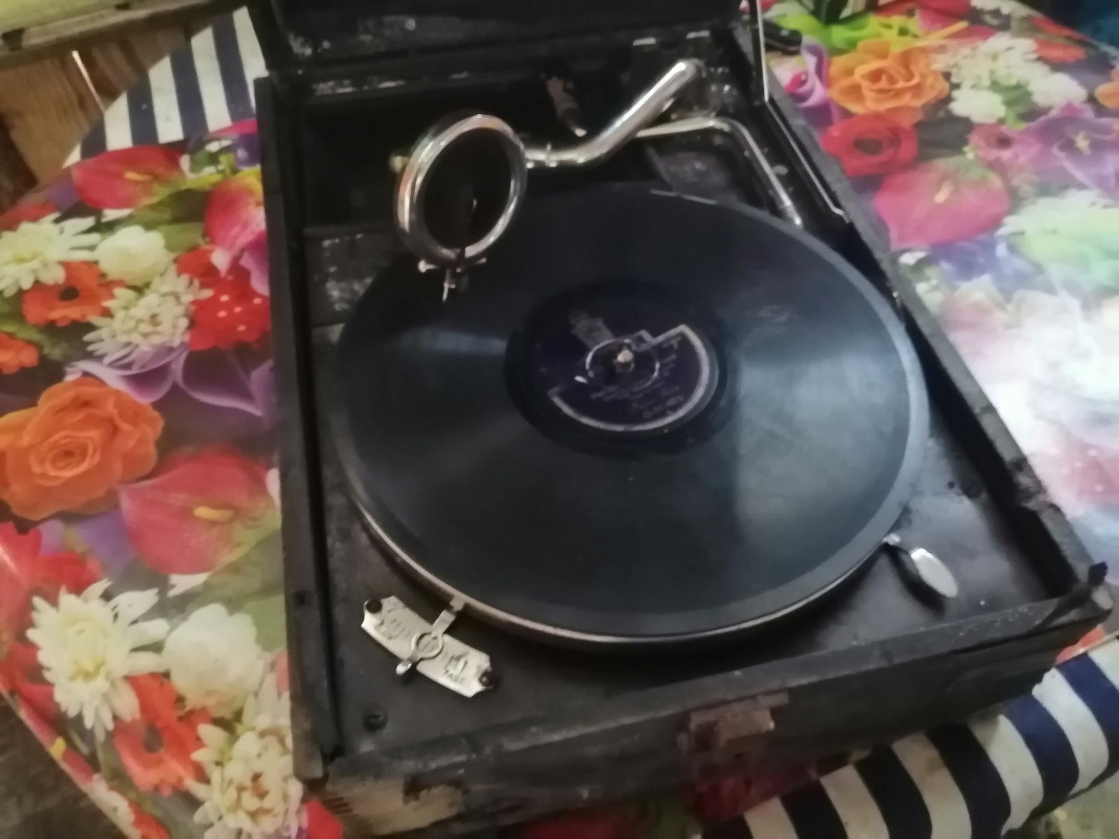 Gramofon his master's voice